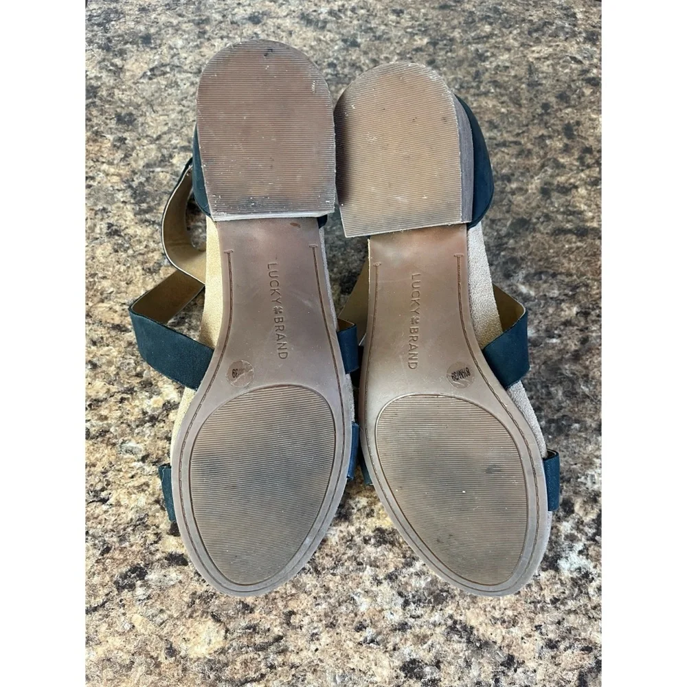 Lucky Brand Pydrina Black Leather Sandals 8.5 M Block Heel Strappy‎ Zipper Back
